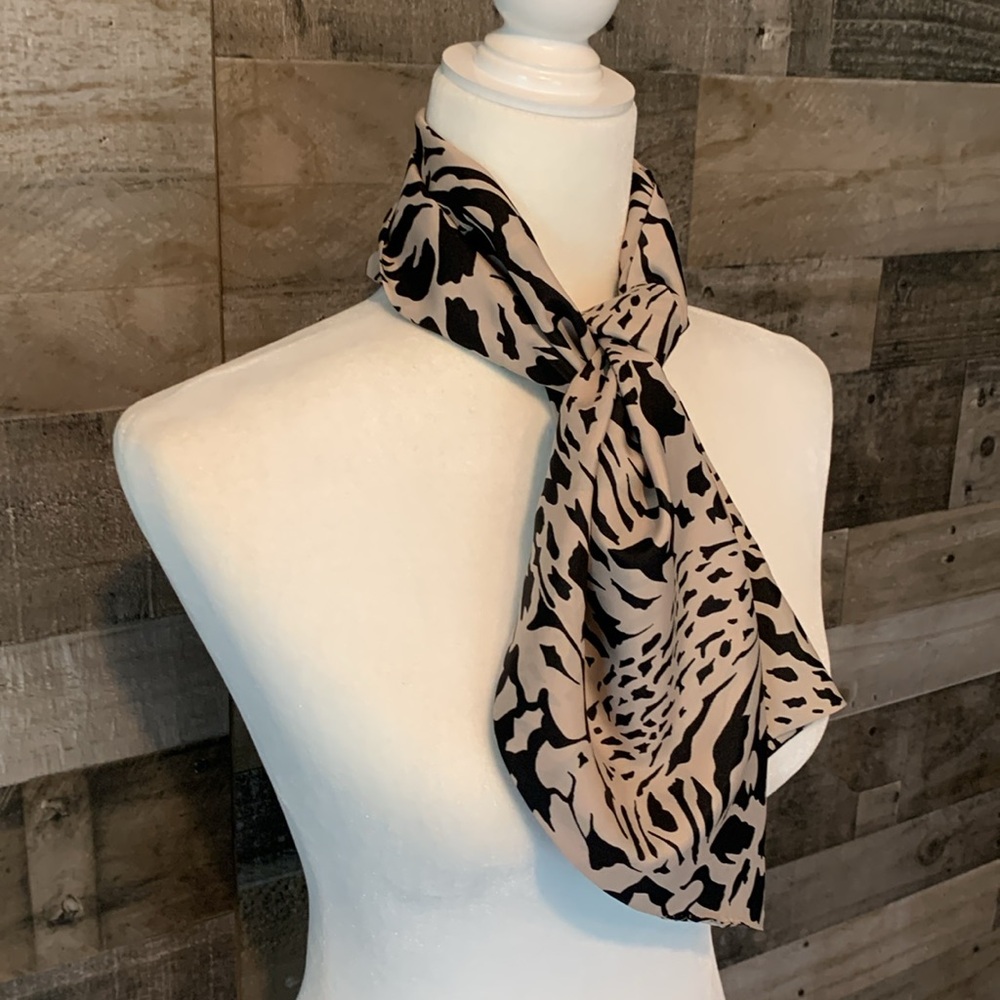 Handmade Leopard Print Scarf - Picture 6 of 16